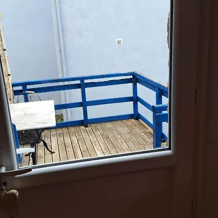 Les Volets Bleus Les Angles (Pyrenees-Orientales)